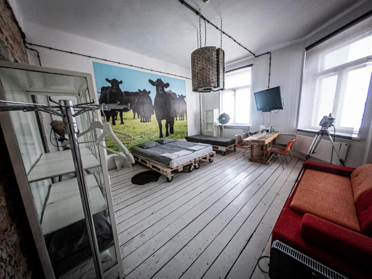 Loft Sen Pszczoly Apartment Варшава Екстериор снимка