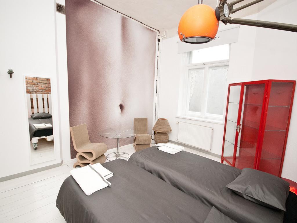 Loft Sen Pszczoly Apartment Варшава Екстериор снимка