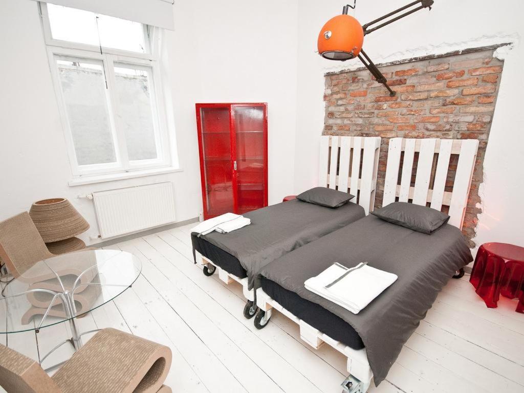 Loft Sen Pszczoly Apartment Варшава Екстериор снимка